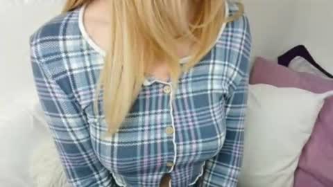 Ella online show from 06.20.26