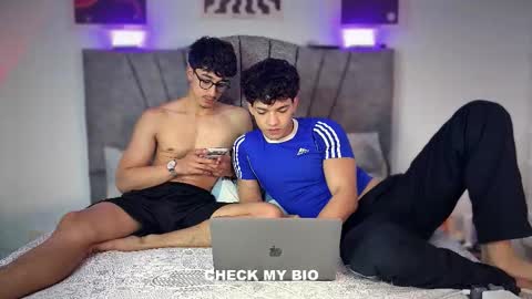 Snapshot of wilddesiree_ chatting on 02.13.26 WildDesire online show from 02.13.26