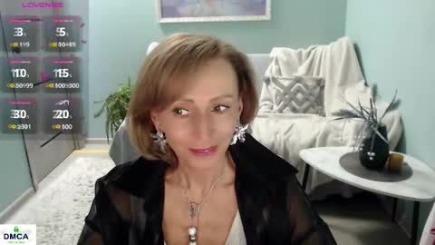 Helen online show from 04.15.26
