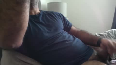 Snapshot of wildhungry chatting on 12.18.25 wildhungry online show from 12.18.25