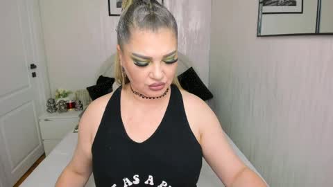 Miss Deea online show from 04.29.26