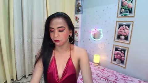 Snapshot of wildnika chatting on 09.13.25 wildnika online show from 09.13.25