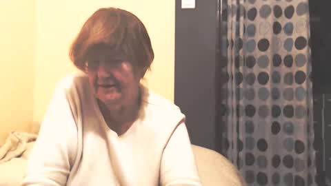 WildRedCat online show from 12.02.25