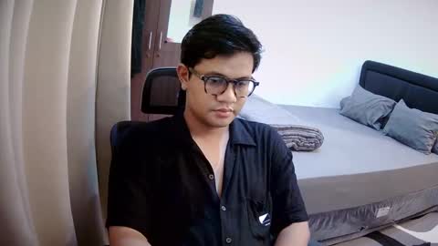 Snapshot of wildynight chatting on 12.25.24 Wildy online show from 12.25.24