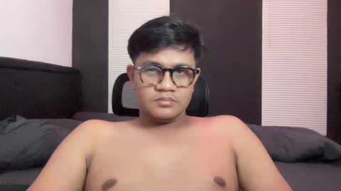 Snapshot of wildynight chatting on 03.10.25 Wildy online show from 03.10.25