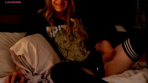 Willa Mae  online show from 04.29.26