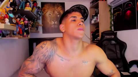 Snapshot of william_dracko9 chatting on 02.12.26 Dracko online show from 02.12.26