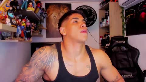 Snapshot of william_dracko9 chatting on 04.08.26 Dracko online show from 04.08.26