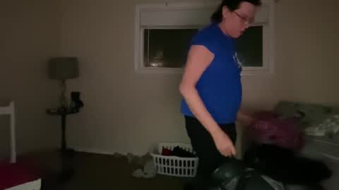 Snapshot of willlohne5 chatting on 03.05.25 Ville Lohner online show from 03.05.25