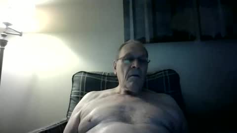 Snapshot of willnedoher chatting on 09.20.25 Willhedoher online show from 09.20.25