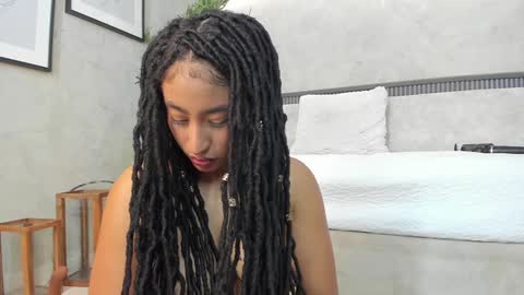 Snapshot of willow_hendrix chatting on 01.27.25 Ms Willow online show from 01.27.25