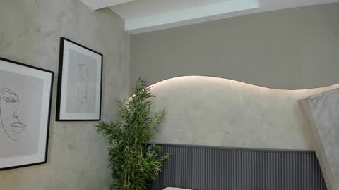 Snapshot of willow_hendrix chatting on 02.08.25 Ms Willow online show from 02.08.25