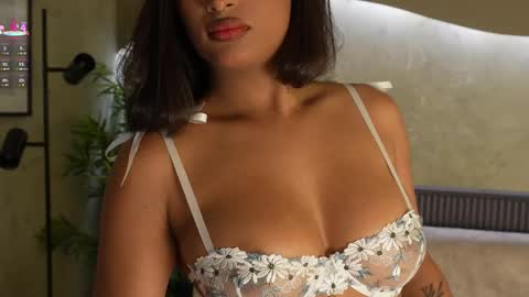 Snapshot of willow_hendrix chatting on 04.02.26 Ms Willow online show from 04.02.26