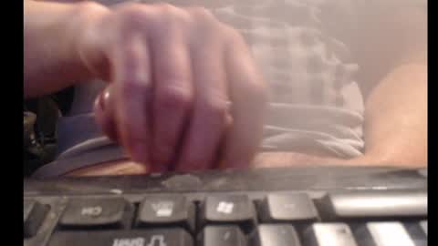 Snapshot of willowstick chatting on 12.04.24 DrainMyBalls online show from 12.04.24