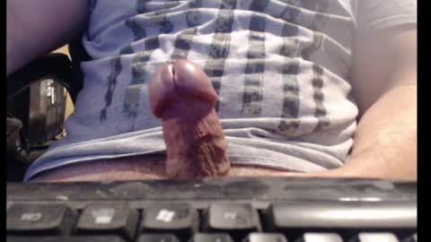 Snapshot of willowstick chatting on 03.01.25 DrainMyBalls online show from 03.01.25