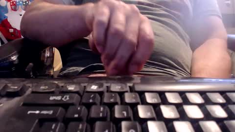 Snapshot of willowstick chatting on 09.12.25 DrainMyBalls online show from 09.12.25