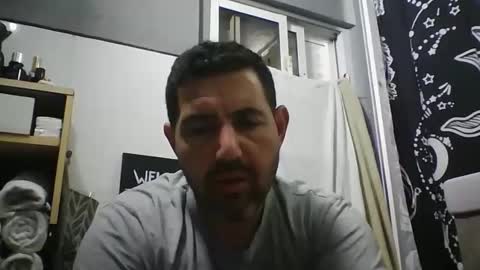 Snapshot of windowpane5 chatting on 04.01.26 windowpane online show from 04.01.26