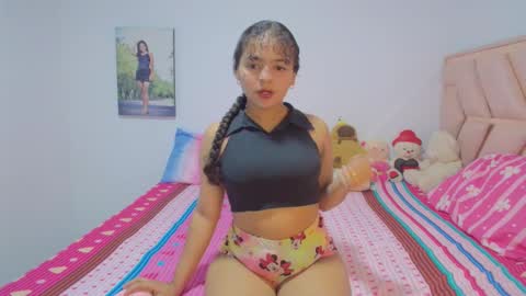  Winnifer Gonzalez  online show from 02.23.26