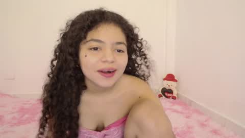  Winnifer Gonzalez  online show from 07.06.26
