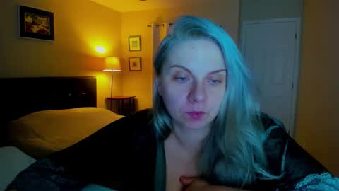 Snapshot of winter_miracle chatting on 02.08.26 Winter Miracle online show from 02.08.26