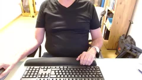 winterfreund99 online show from 12.21.25