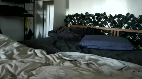 winter online show from 10.08.25