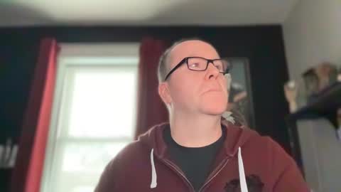 Snapshot of wintyr chatting on 02.15.25 wintyr online show from 02.15.25