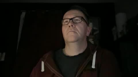 Snapshot of wintyr chatting on 10.17.25 wintyr online show from 10.17.25