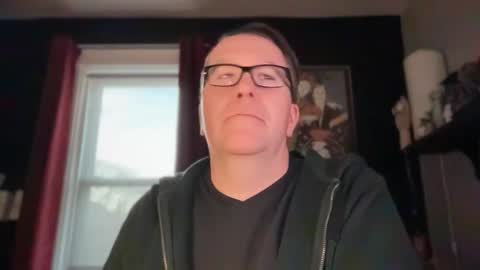 Snapshot of wintyr chatting on 11.21.25 wintyr online show from 11.21.25