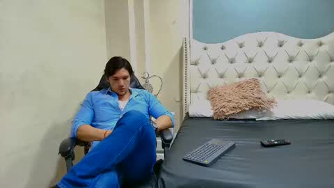 Wiston online show from 02.12.26