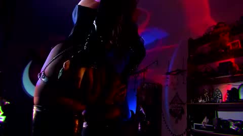 Goddess of two strapons  - Mr. long Don Mr. Pinky online show from 09.18.25