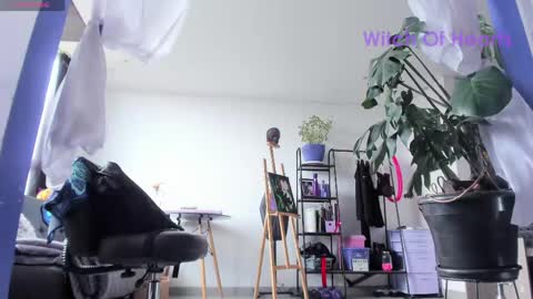     Luna Violeta  A r t i s t  online show from 05.26.26