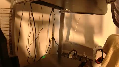 Mater online show from 12.18.25