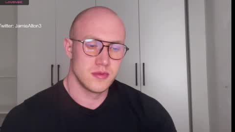 Snapshot of wlademarbergs chatting on 02.15.26 Wlademar online show from 02.15.26