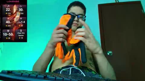  W O L F  online show from 11.28.25