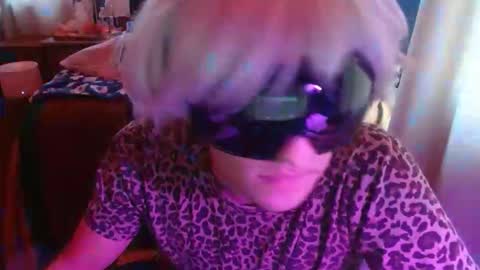 wolfgamer44 online show from 11.19.25