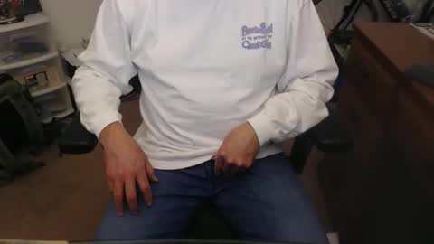 Snapshot of wolfie0717 chatting on 12.30.24 wolfie0717 online show from 12.30.24