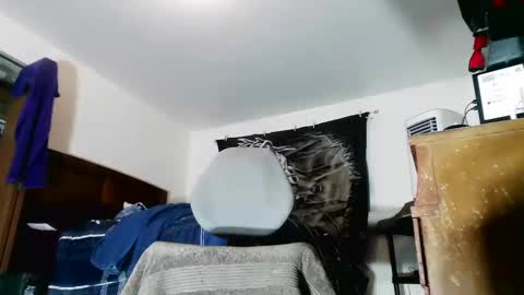 Snapshot of wolfman79 chatting on 09.22.25 wolfman79 online show from 09.22.25