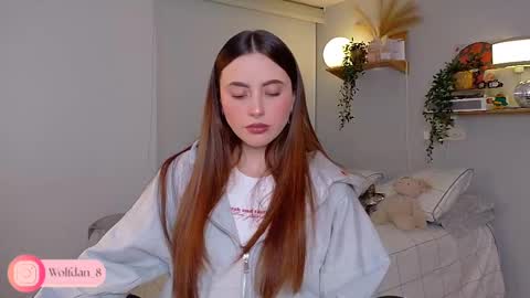 Snapshot of wolfsfoster chatting on 10.02.25   online show from 10.02.25