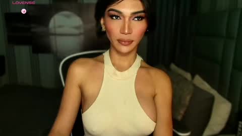 Julia online show from 04.26.26