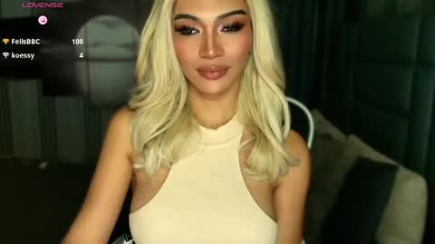 Julia online show from 04.30.26