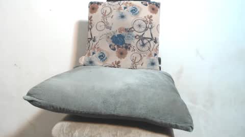 SHENIEL RODRIGUEZ online show from 01.25.25