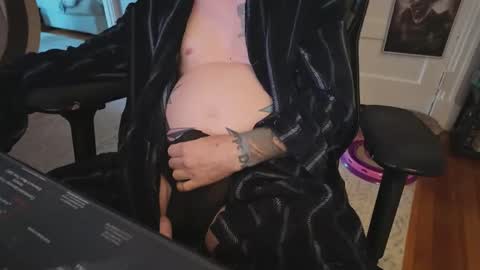 Snapshot of wonderworks81 chatting on 12.01.25 Wonderworks online show from 12.01.25