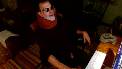 Snapshot of woodchuck185 chatting on 03.04.26 Chuck online show from 03.04.26