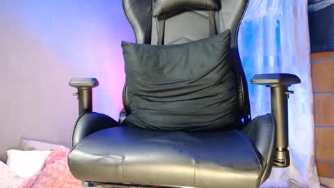 Woondeer online show from 12.05.24