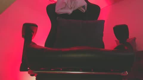 Woondeer online show from 09.30.25