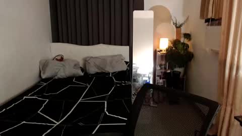 Snapshot of worldclass_sassy chatting on 11.15.25 Camilla online show from 11.15.25