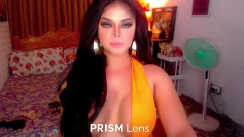 Snapshot of worldclasskylie chatting on 11.11.25 worldclasskylie online show from 11.11.25