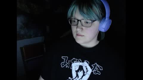 Snapshot of worriedrose_xo chatting on 02.06.26 Rose online show from 02.06.26