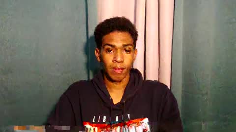 Snapshot of worshipmycockxxx chatting on 02.02.25 Josh This is my new account now online show from 02.02.25